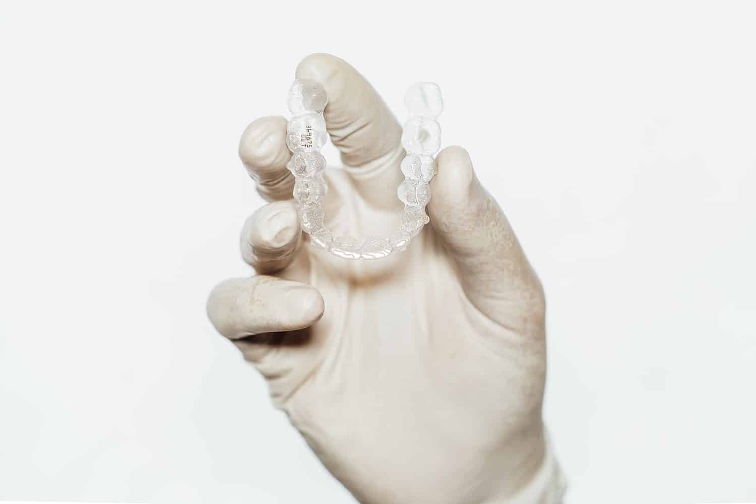 Desventajas de la ortodoncia invisible