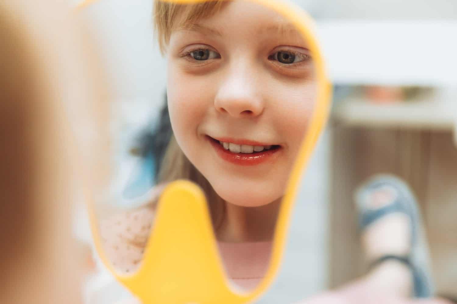 Las ventajas de la ortodoncia invisible en niños